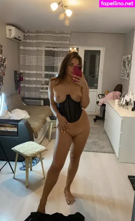 Yana Kova OnlyFans Thumbnail #xBI0FGTmcI