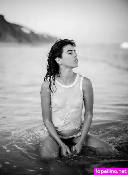Yana Romanno OnlyFans Thumbnail #2Nzqvfd15u