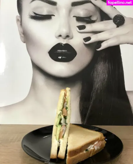 Yana Squrel 22 OnlyFans Thumbnail #3rkMZ4aO7U