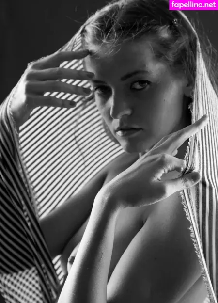 Yana Yelps OnlyFans Thumbnail #CspuTuzrWH