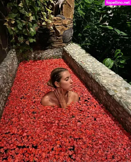 Yanaviolet OnlyFans Thumbnail #9yX5LPS43p