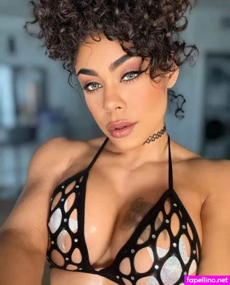 Yanefitlife OnlyFans Thumbnail #hBIhJBtHex