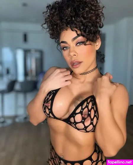 Yanefitlife OnlyFans Thumbnail #lr2R2WlYsE