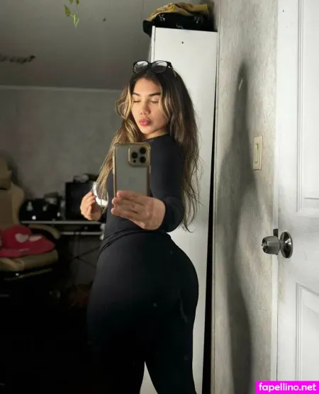 Yanelly OnlyFans Thumbnail #VvNdTFNGAO