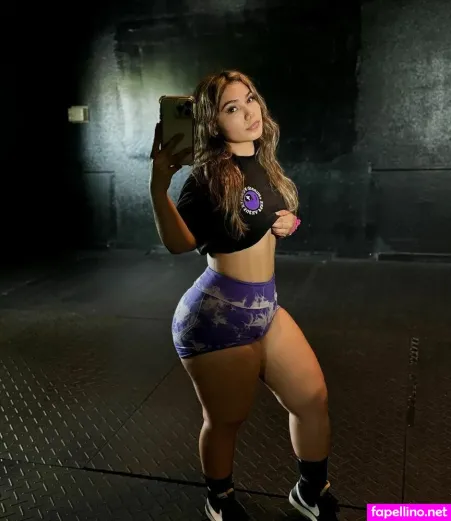 Yanelly OnlyFans Thumbnail #slInCtSIRe