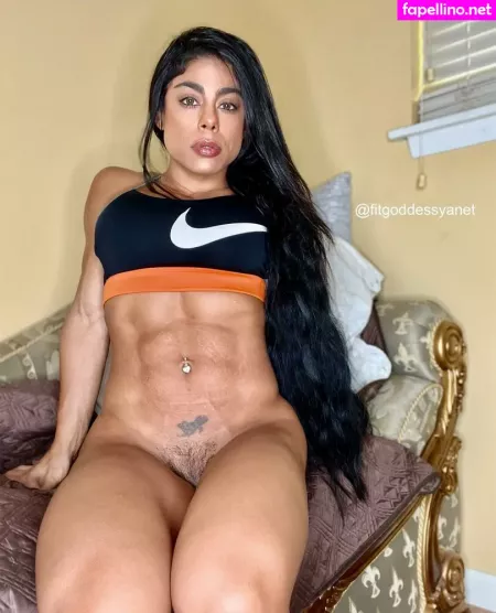 Yanet OnlyFans Thumbnail #DDCSMLuxDd
