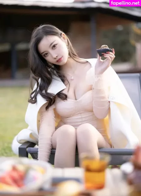 Yangchenchen Yome OnlyFans Thumbnail #XVTeYHzPdC