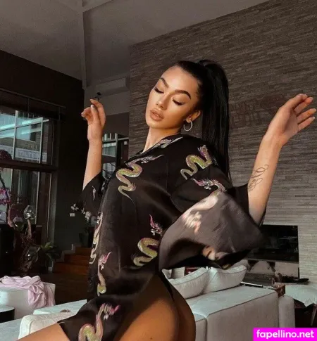 Yani Banny OnlyFans Thumbnail #QzEL3Z5oju