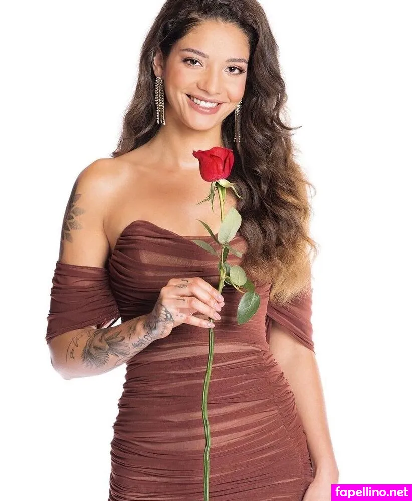 https:, yaraisabella._ Nude Leaked OnlyFans Photo #4etdC7f9mH