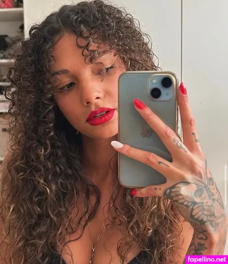 Yara Issy OnlyFans Thumbnail #LlIQtoTAmQ