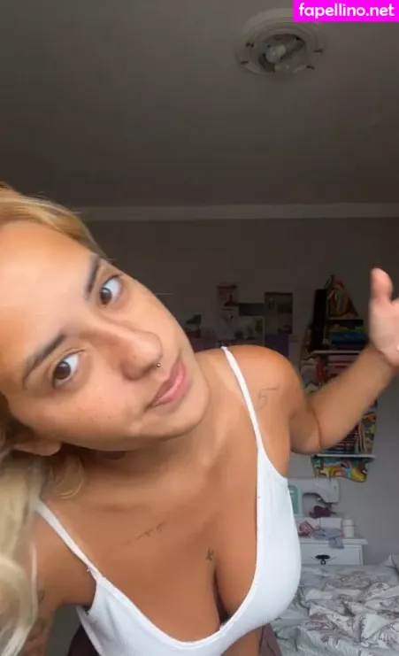 Yara Lore OnlyFans Thumbnail #Ft8xetmxF6