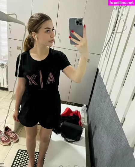 Yara Ya OnlyFans Thumbnail #3xL7POSkbn