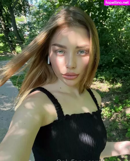 Yara Ya OnlyFans Thumbnail #ksH7iAn0UU