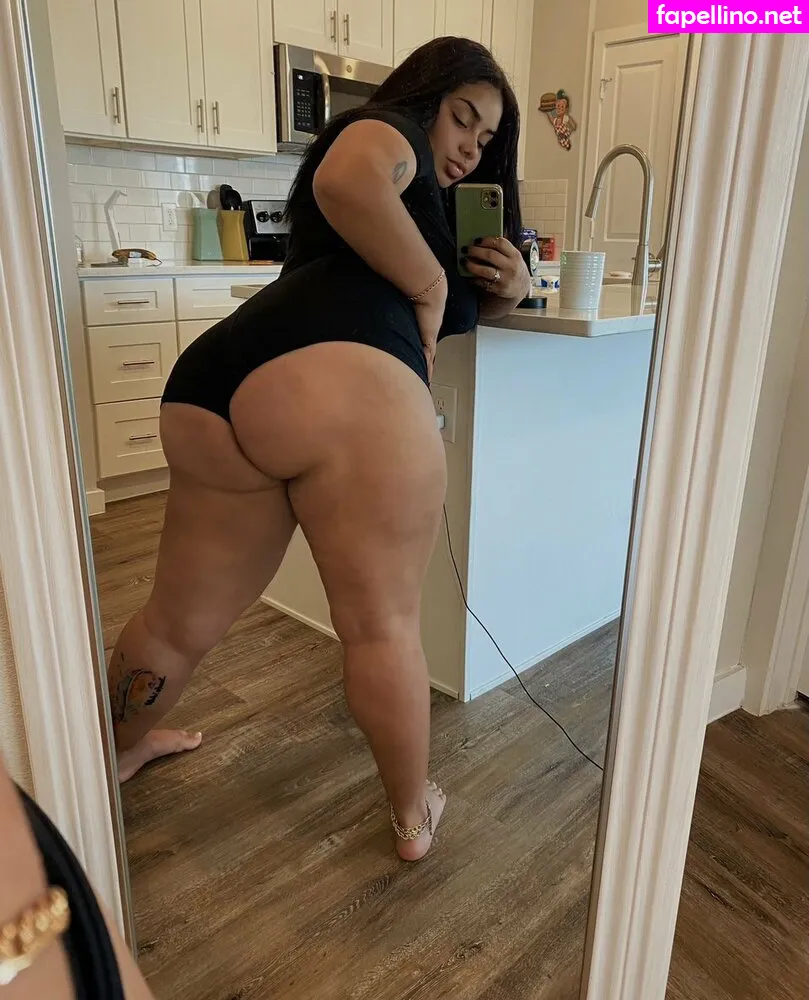 soymamiyv, yariigoods Nude Leaked OnlyFans Photo #ErJrN28WYK