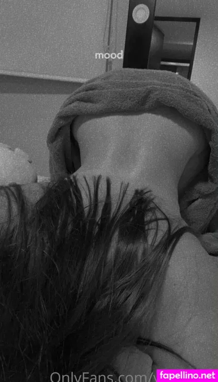 Yarelis Gj Main Profile Photo