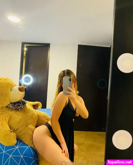 Yarelis Gj OnlyFans Thumbnail #AvMbmk48Lr