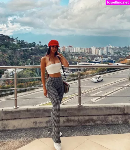 Yaribel Gonzalez OnlyFans Thumbnail #UfEW5NPvRJ