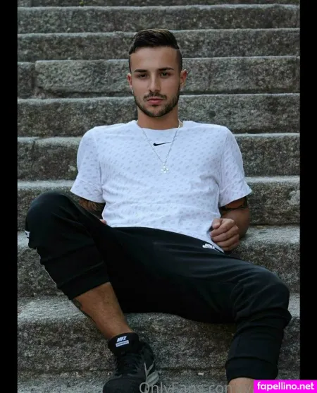 Yarik1free OnlyFans Thumbnail #xzi5w1i7pg