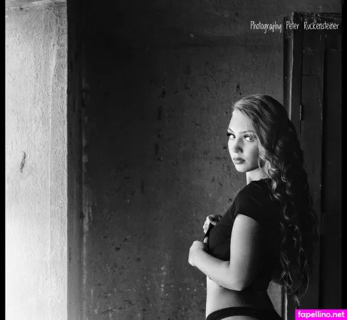 Yarinchen OnlyFans Thumbnail #8XzIAuWO20