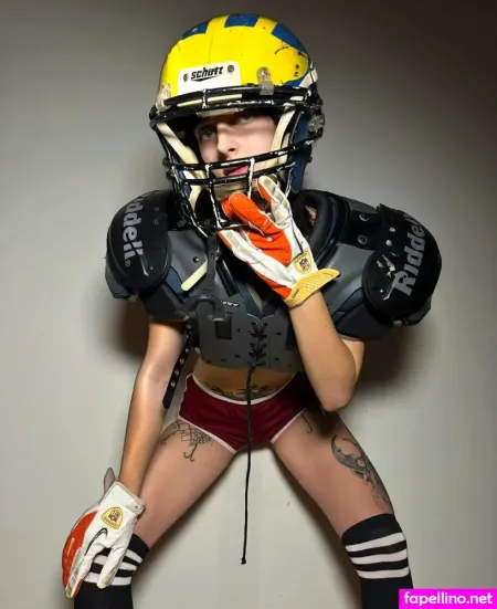 Yaroslavakraz OnlyFans Thumbnail #B5ho9N0qxF