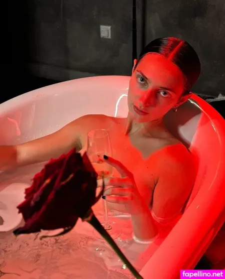 Yaroslavakraz OnlyFans Thumbnail #KSKM2Tlt1A