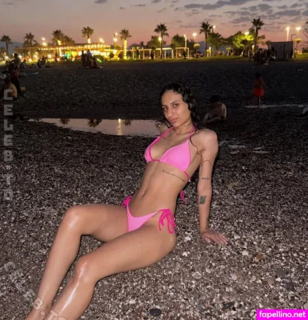 Yasemin Elda OnlyFans Thumbnail #IDvyu6NoeW