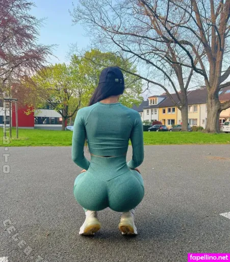 Yasemin Elda OnlyFans Thumbnail #v0aMQ5fVuT