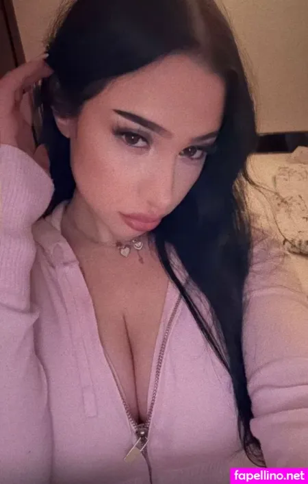 Yasilisches 2 OnlyFans Thumbnail #7WznJSB8B2