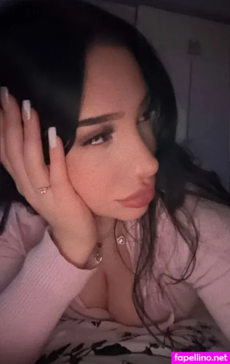 Yasilisches 2 OnlyFans Thumbnail #X1vWhNY4uy