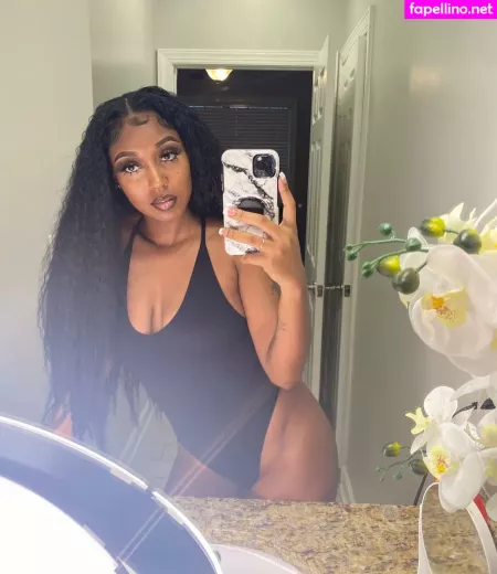 Yasmeanmonique OnlyFans Thumbnail #Q27vNP8nqw