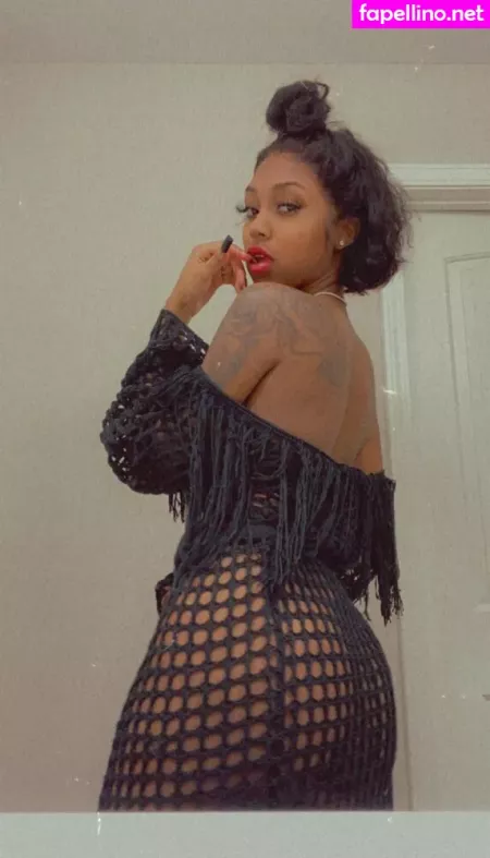 Yasmeanmonique OnlyFans Thumbnail #cV6OcSdi0z