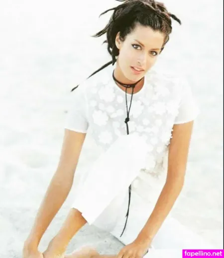 Yasmeen Ghauri OnlyFans Thumbnail #JjSTVgr1KT