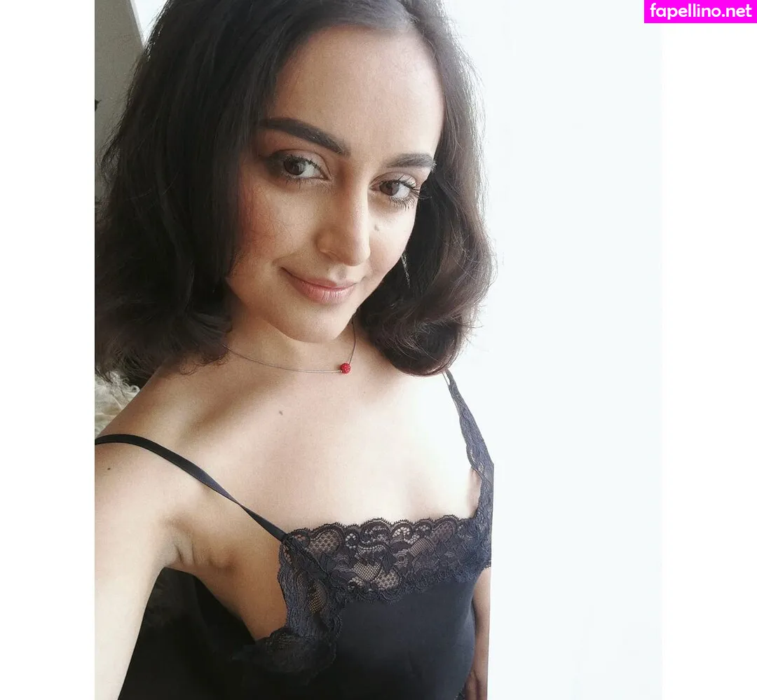 yasmeena.eu, yasmeenaxxx Nude Leaked OnlyFans Photo #Yd55FP5Mgk