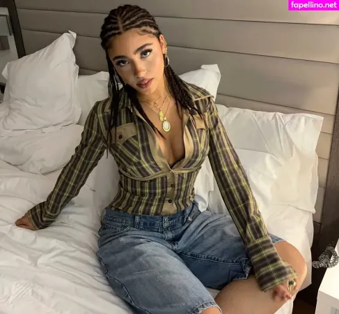 Yasmin Barbieri OnlyFans Thumbnail #yc3f6wV5da