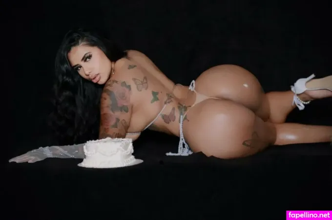 Yasmin Estrada OnlyFans Thumbnail #84imJ33IwY