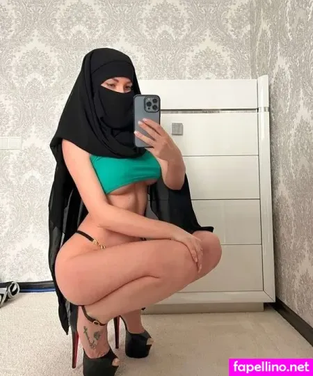 Yasmin Habibi OnlyFans Thumbnail #5jDRPDYKwQ