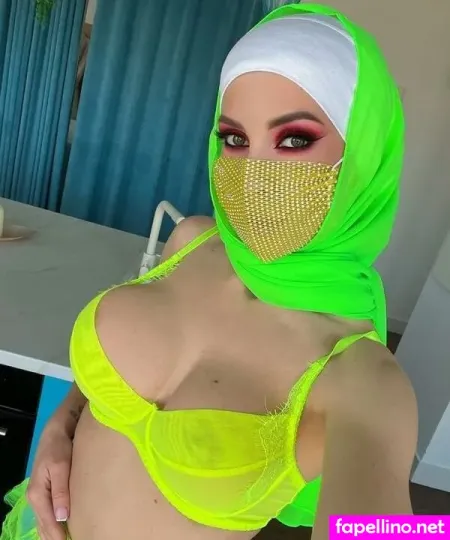 Yasmin Habibi OnlyFans Thumbnail #WrqxaWbRkN