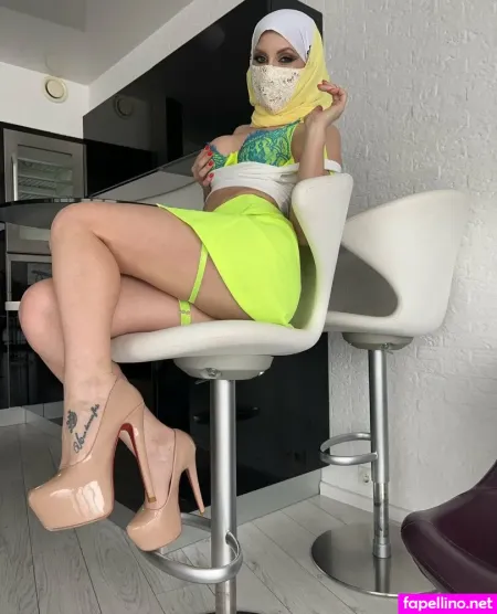 Yasmin Habibi OnlyFans Thumbnail #vTsLD9FJ9O