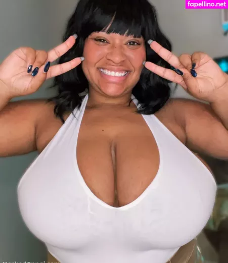 Yasmin Irl OnlyFans Thumbnail #PzG7NjXrwD