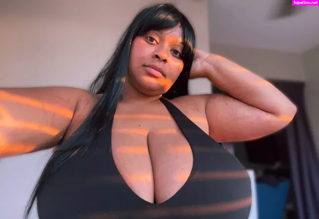 Yasmin Irl OnlyFans Thumbnail #i5XPU12WkW