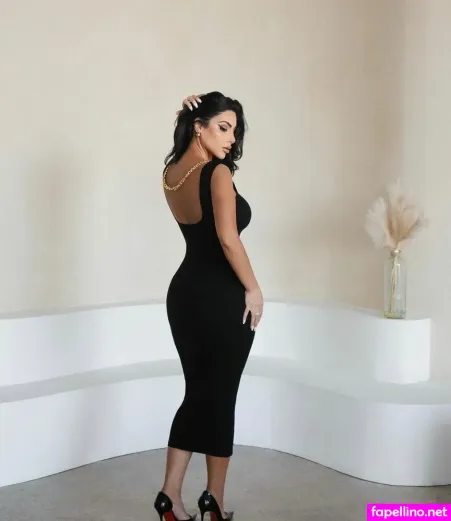 Yasmin Kavari OnlyFans Thumbnail #FsMzMcsxh6