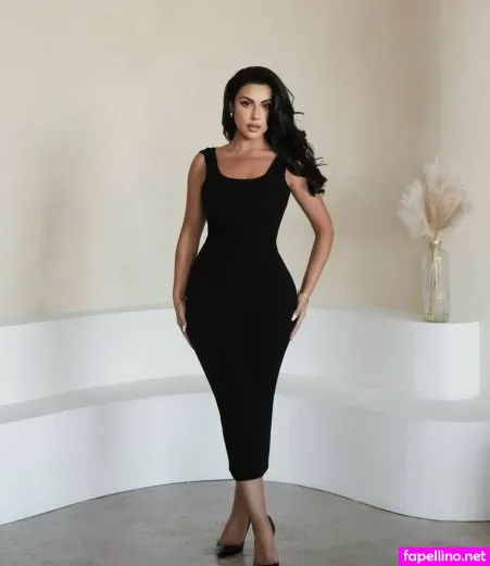 Yasmin Kavari OnlyFans Thumbnail #ZIynOf0MUn