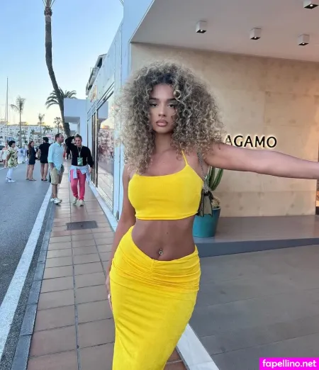 Yasminaamts Main Profile Photo