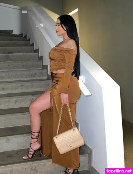 Yasmine Cecilia Pierards OnlyFans Thumbnail #rTU2ZjgwRu