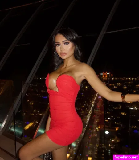 Yasmine Eve OnlyFans Thumbnail #akgnjyTHCw