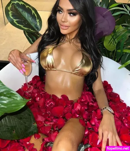 Yasmine Eve OnlyFans Thumbnail #gHmPqHAGdU