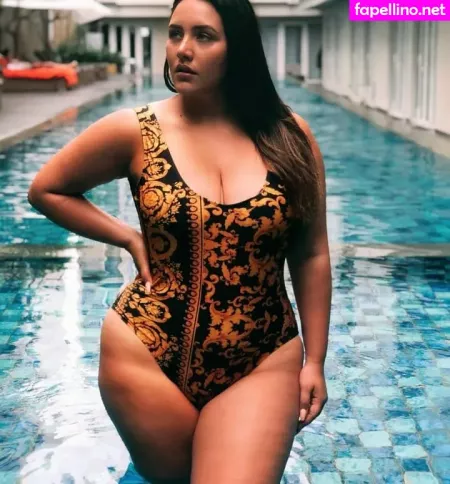 Yasmine Minovski OnlyFans Thumbnail #F0XZpXblG0