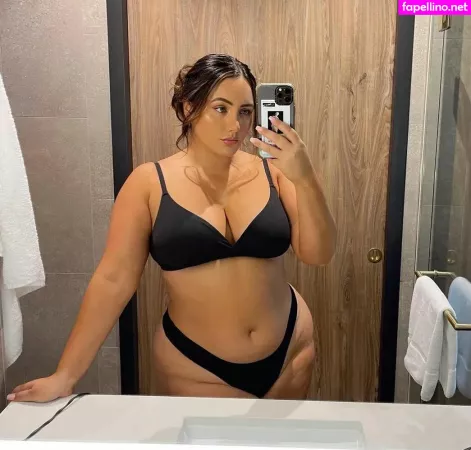Yasmine Minovski OnlyFans Thumbnail #Ihu68FNkXA