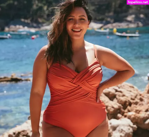 Yasmine Minovski OnlyFans Thumbnail #YyQI2BMVvt