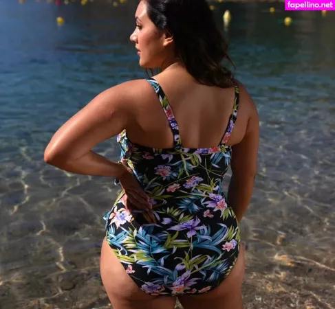 Yasmine Minovski OnlyFans Thumbnail #iEkxRjWs6A